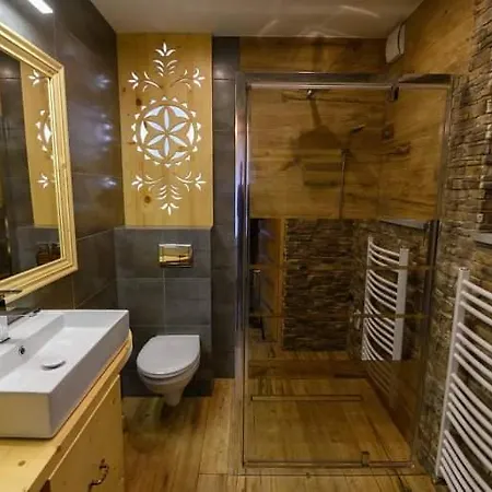 Pod Goralskim Niebem Закопане